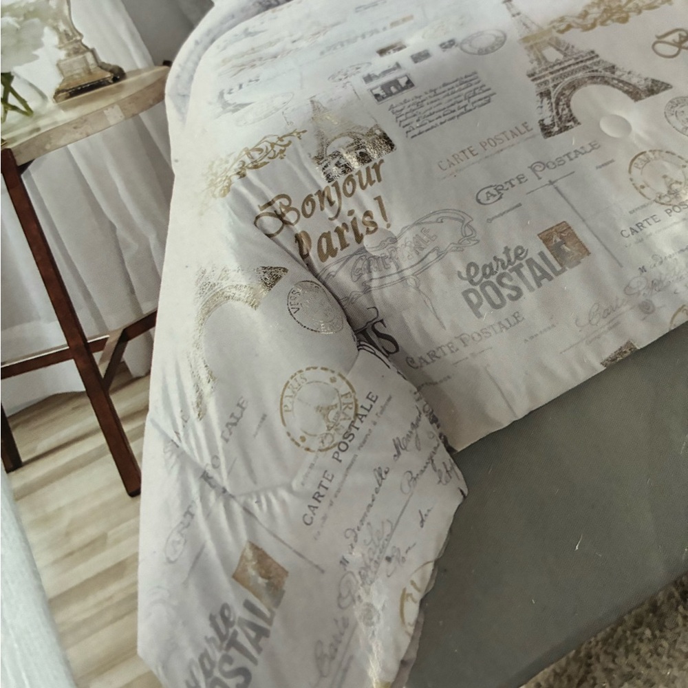 Paris comforter set - Picture 12 of 16